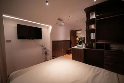 Superior Queen Room — Amsphere Homestay & Restaurant